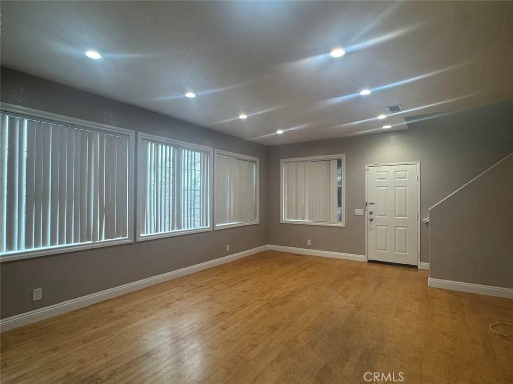 16305 E Cherry Blossom Ln - Photo 4 of 14