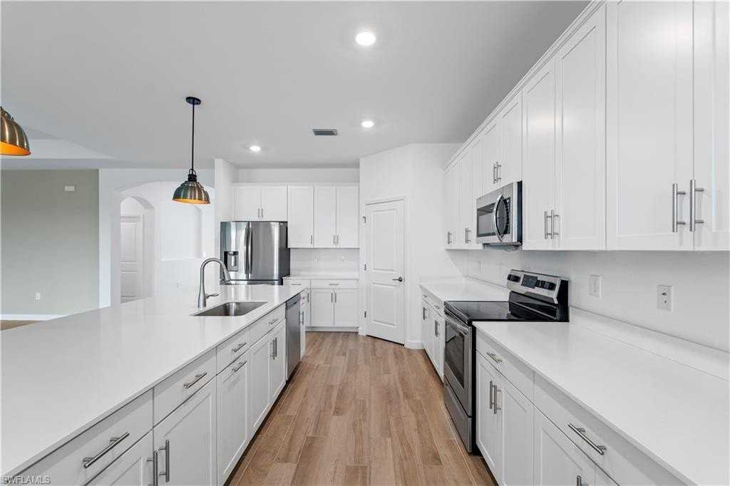 1779 Hagen Ct - Photo 7 of 29