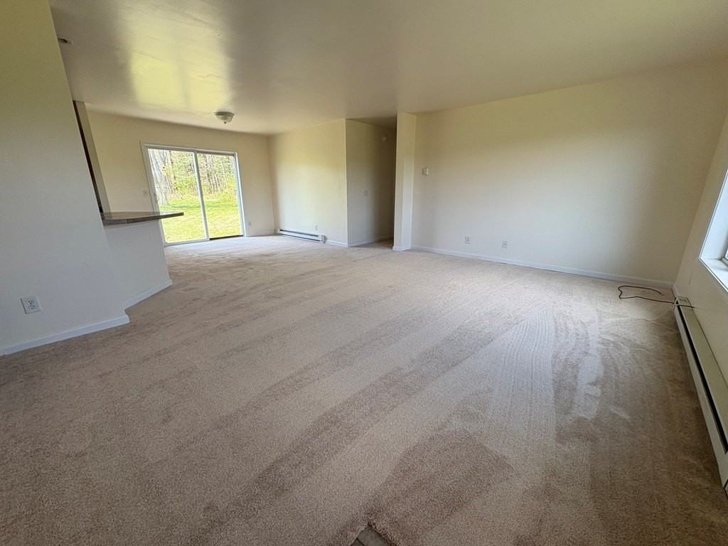 138 Kerr Rd - Photo 7 of 44