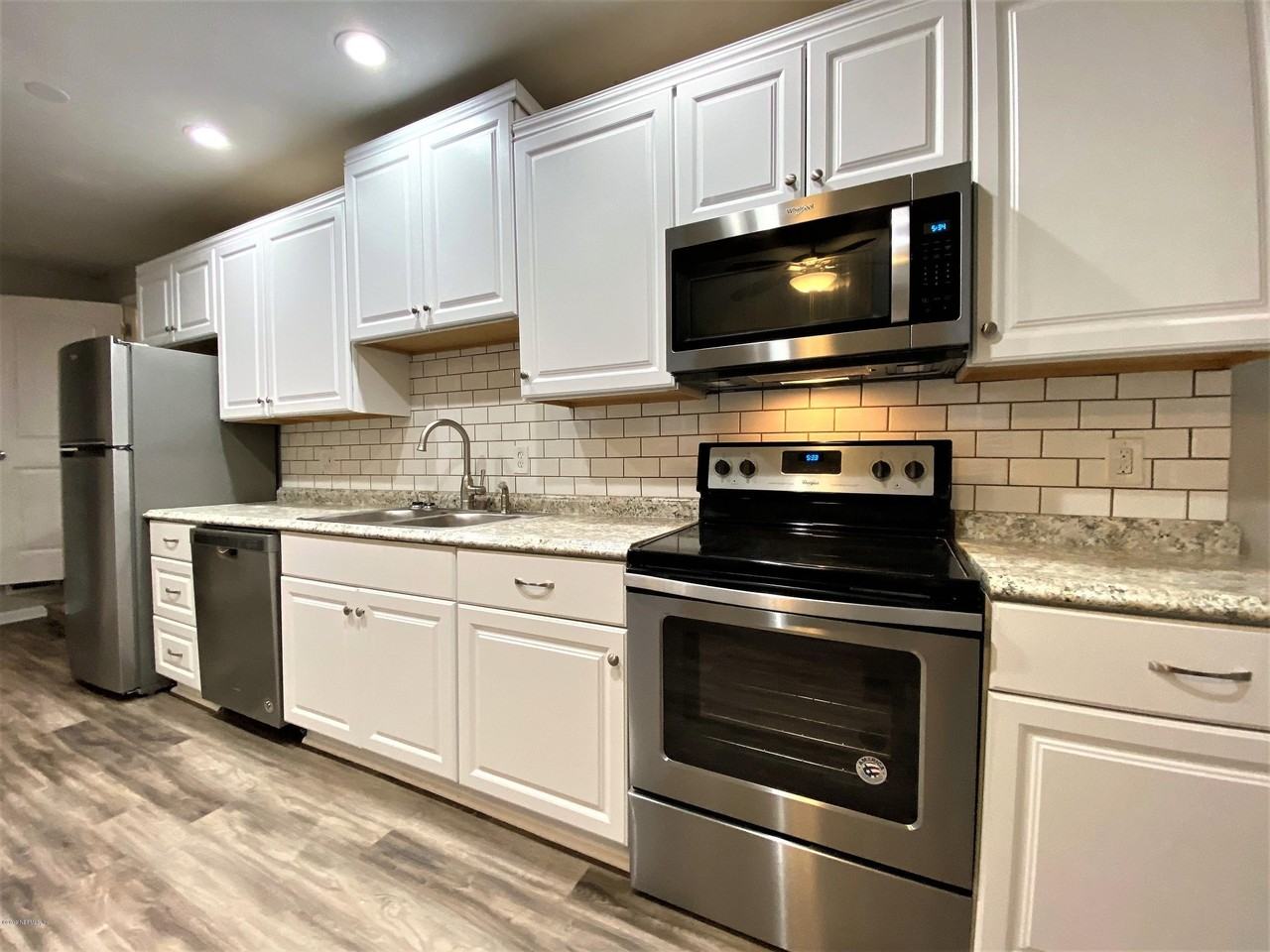 2818 Herschel St #1 - Photo 7 of 12