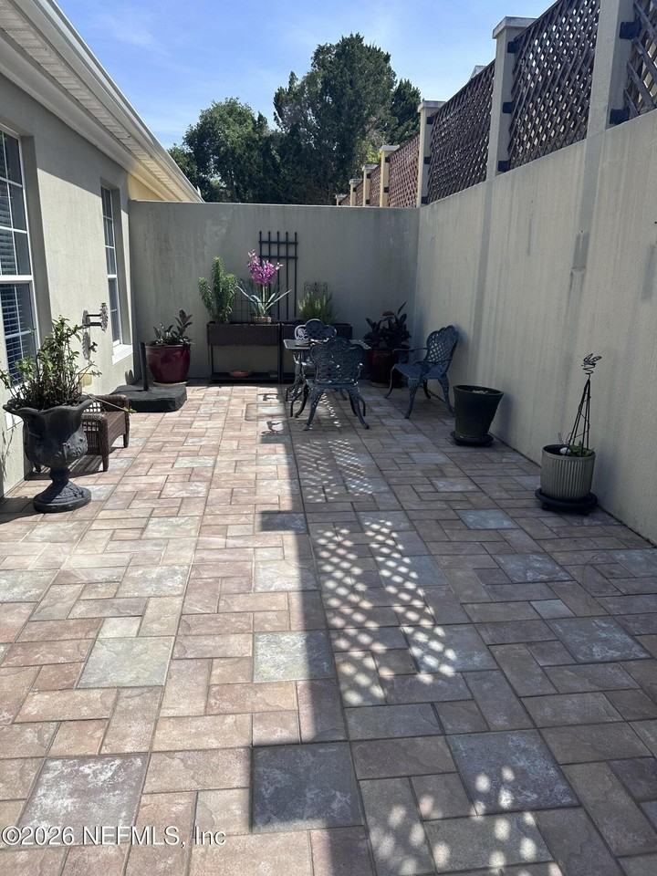 6126 Clearsky Dr - Photo 3 of 4