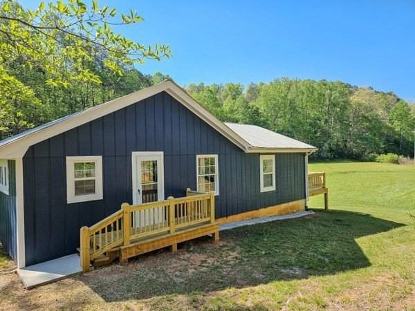 147 Weaver Creek Rd - Photo 2 of 37