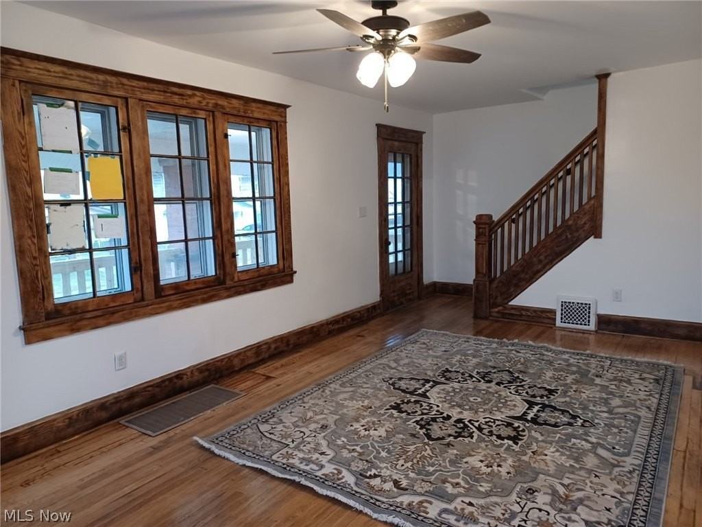 116 N Portland Ave - Photo 3 of 33