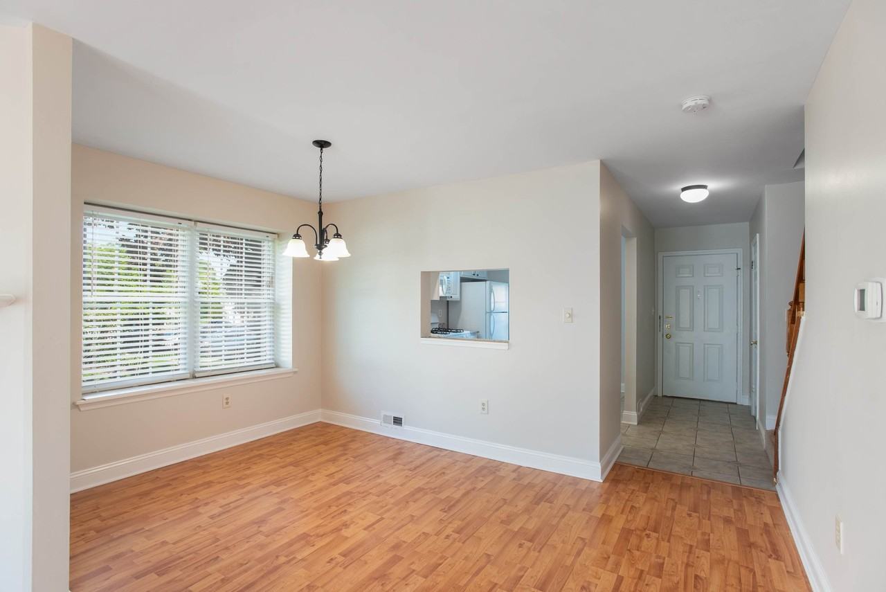 2708 Pinhorn Dr - Photo 4 of 20