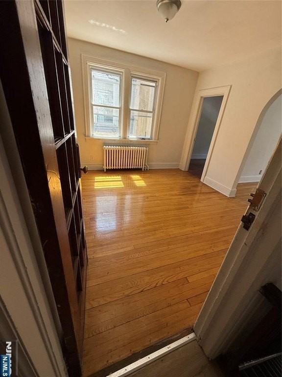 516 Anderson Ave - Photo 3 of 17