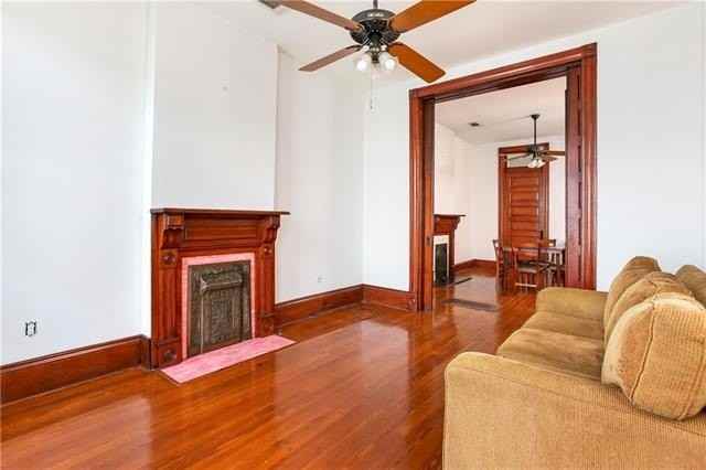 917 Lowerline St - Photo 2 of 13