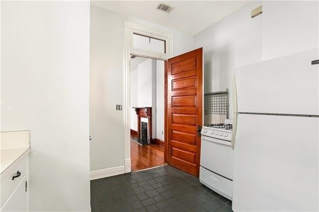 917 Lowerline St - Photo 7 of 13