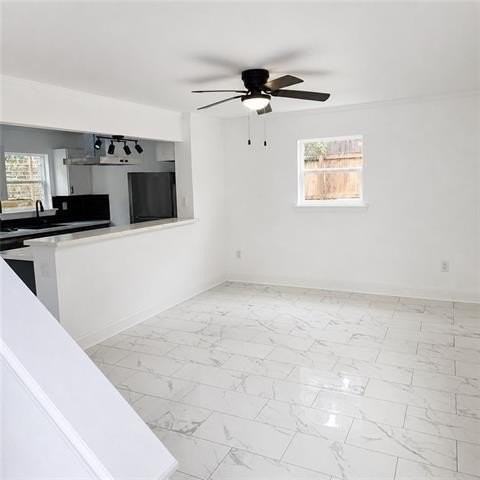 2410 Baronne St #D - Photo 5 of 16
