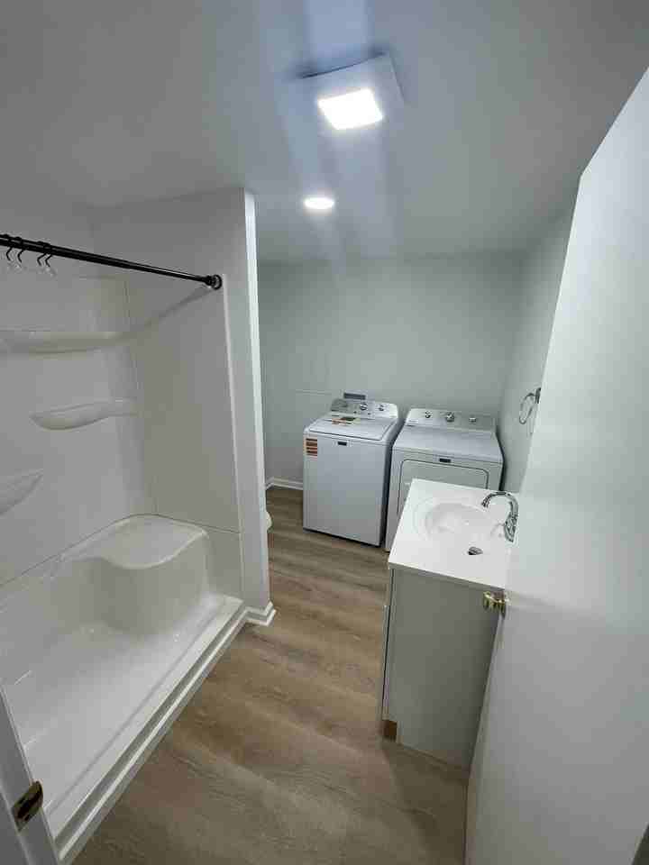 153 Oak Creek Ln - Photo 7 of 9