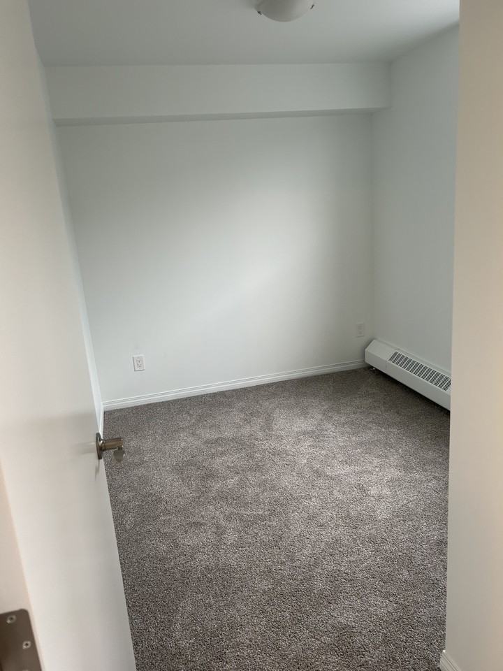 3611 118 Ave Nw #301 - Photo 3 of 7