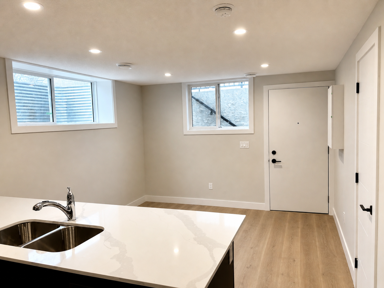 15217 109 Ave Nw #2 - Photo 3 of 8