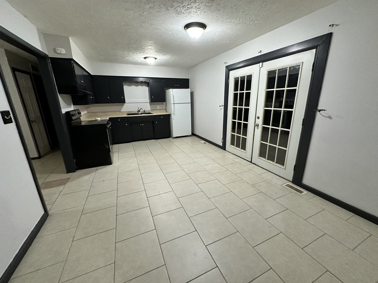 1217 E 9th Ave #1 - Photo 3 of 9