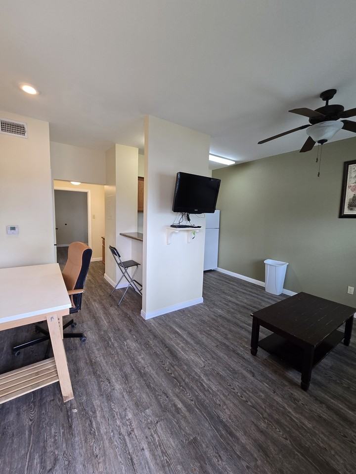 4392 U.S. 181 - 6 #6 - Photo 2 of 10