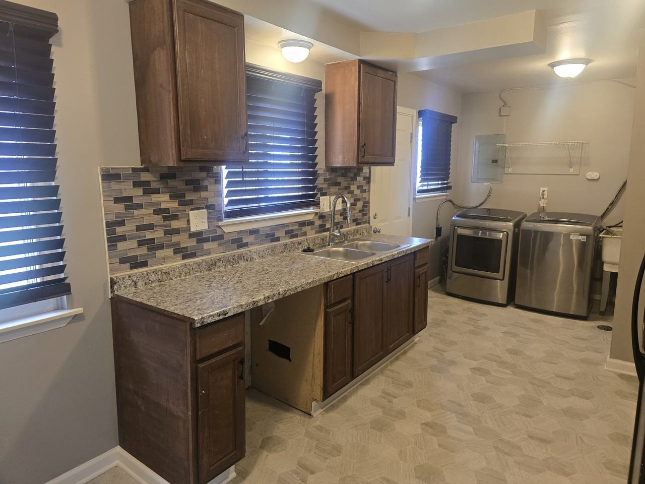 Washtenaw St #1 - Photo 2 of 11