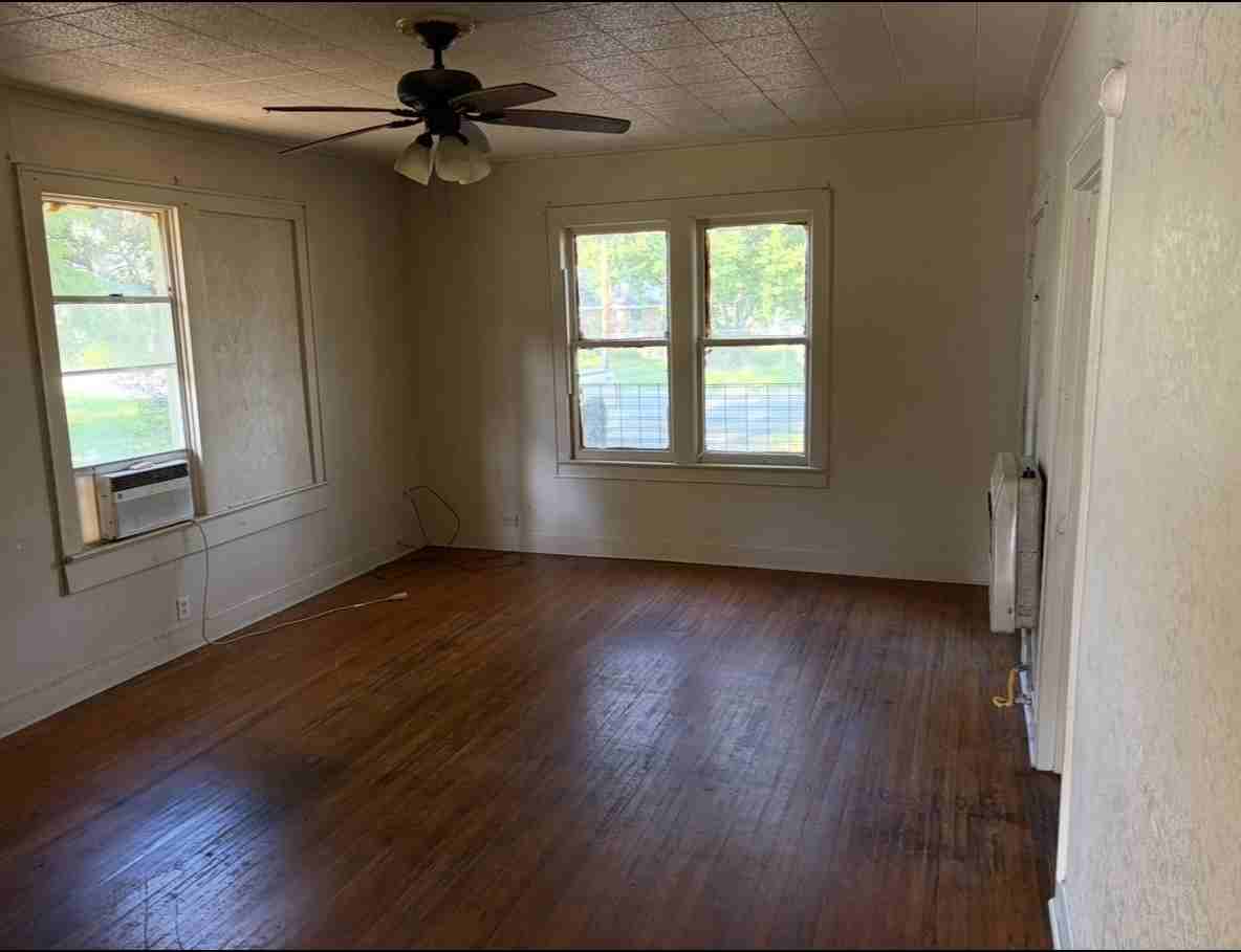 4406 Jackson St #1 - Photo 4 of 6