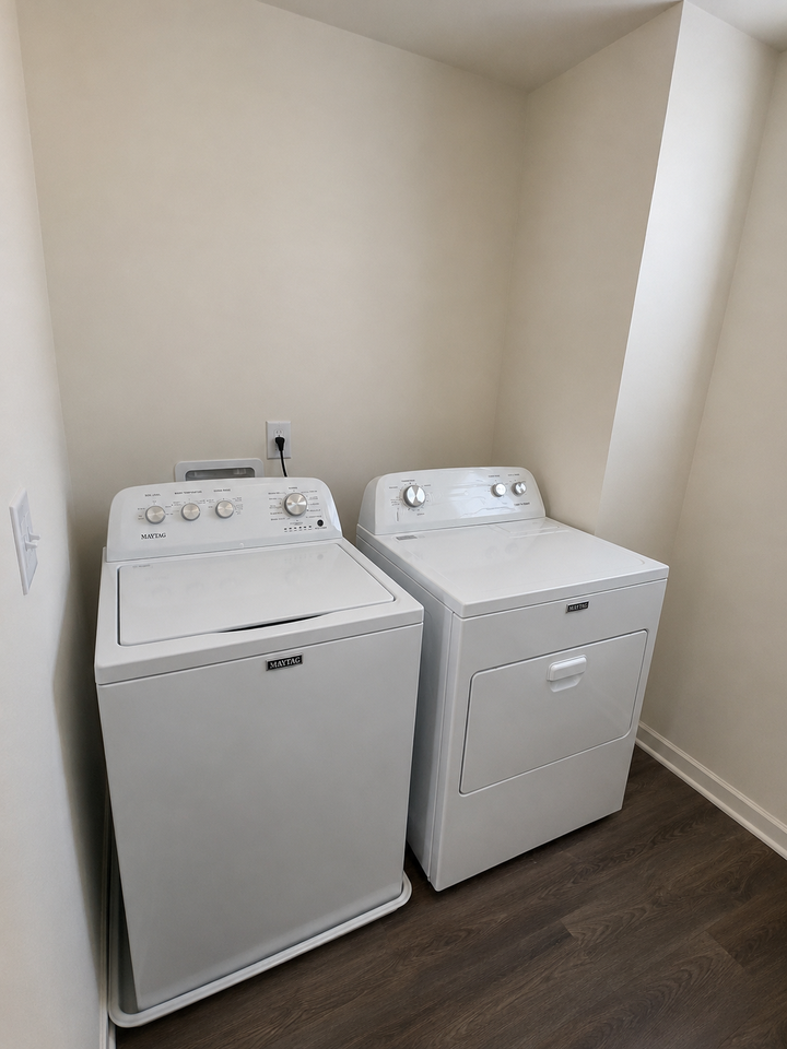 305 Shannon Court #1 - Photo 3 of 29