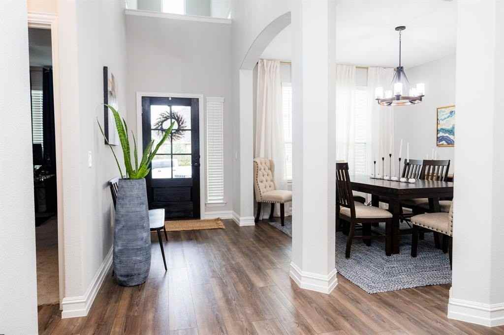 2808 Ranger Ln - Photo 3 of 7