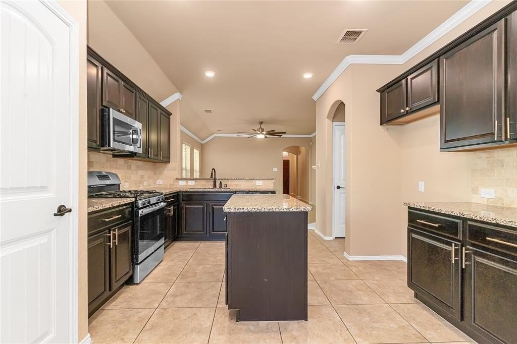 5841 Fir Tree Ln - Photo 3 of 14