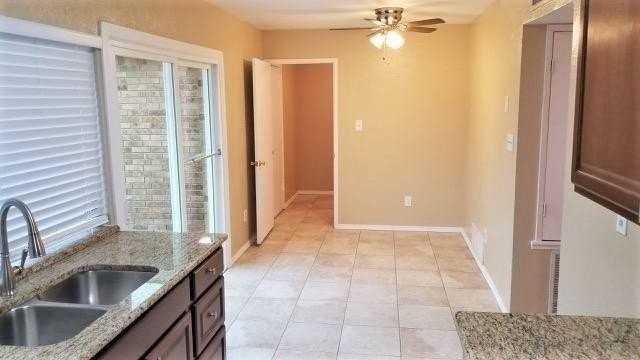 5549 Vaden St - Photo 5 of 14