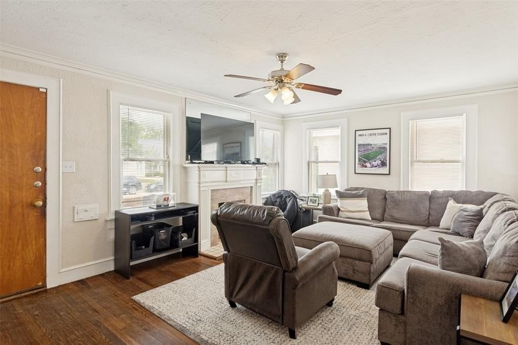3115 Odessa Ave - Photo 5 of 15