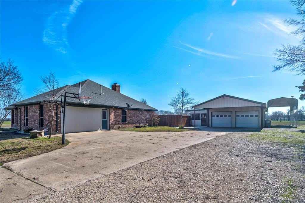 422 E Fm 6 - Photo 2 of 38