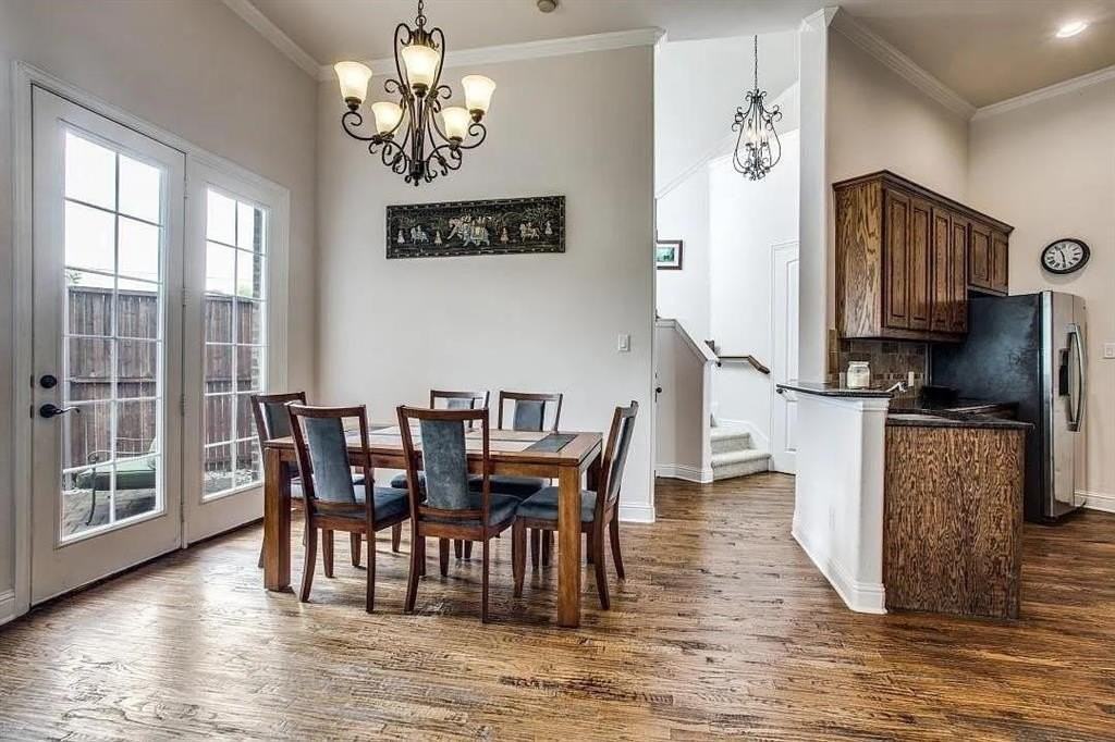 2203 Kirby St - Photo 4 of 12
