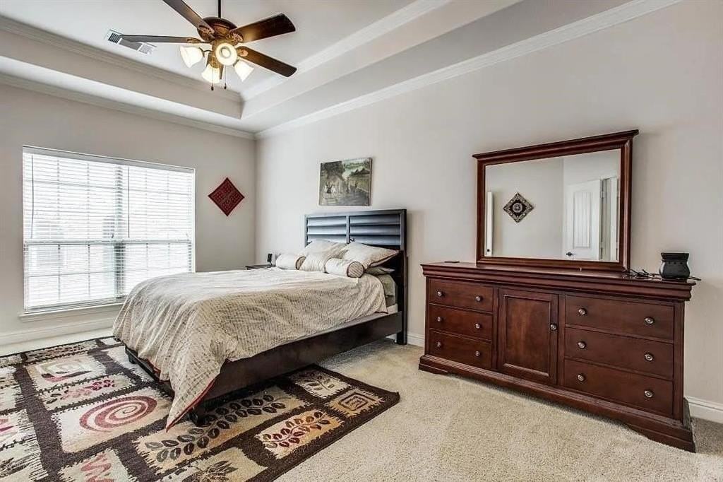 2203 Kirby St - Photo 7 of 12