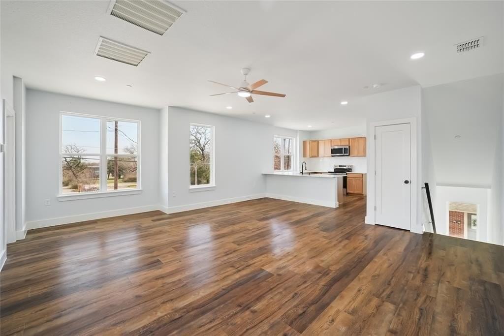 341 Bryan St #3101