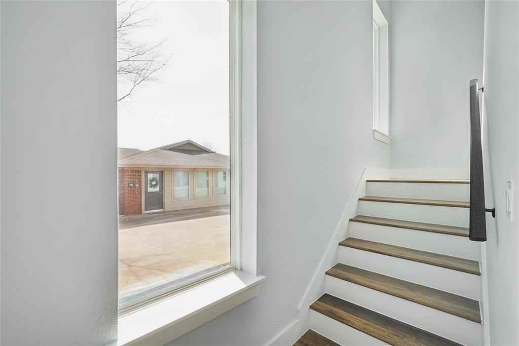 341 Bryan St #3101 - Photo 5 of 27