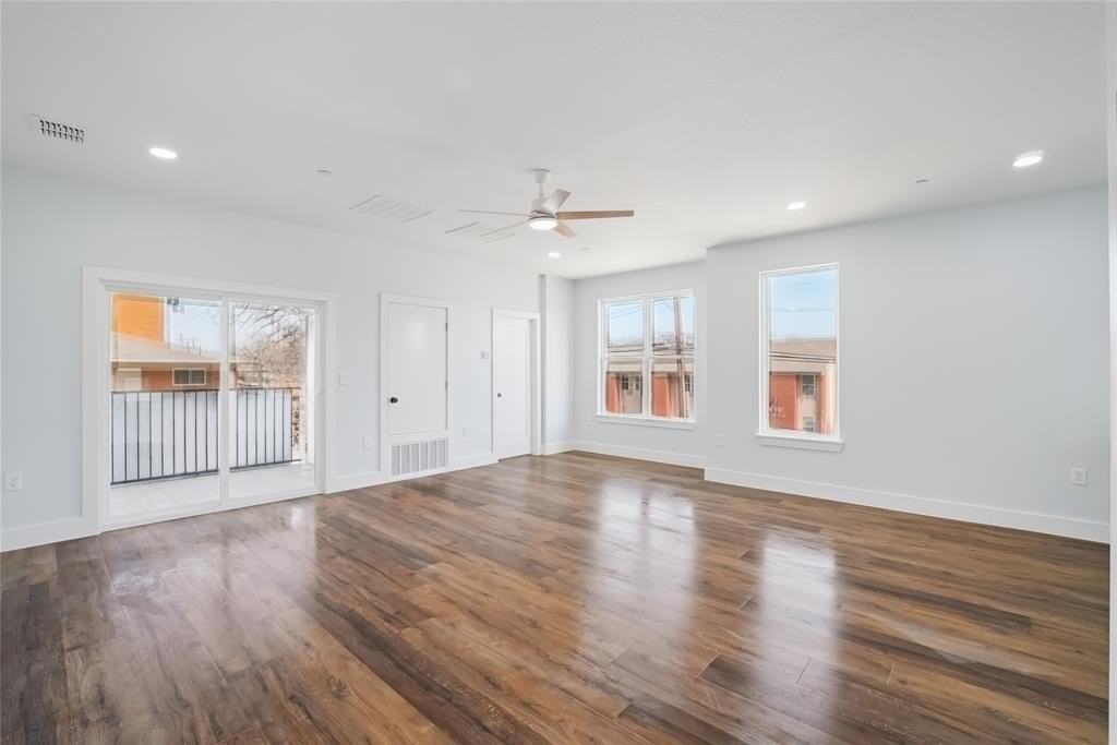 341 Bryan St #3101 - Photo 7 of 27