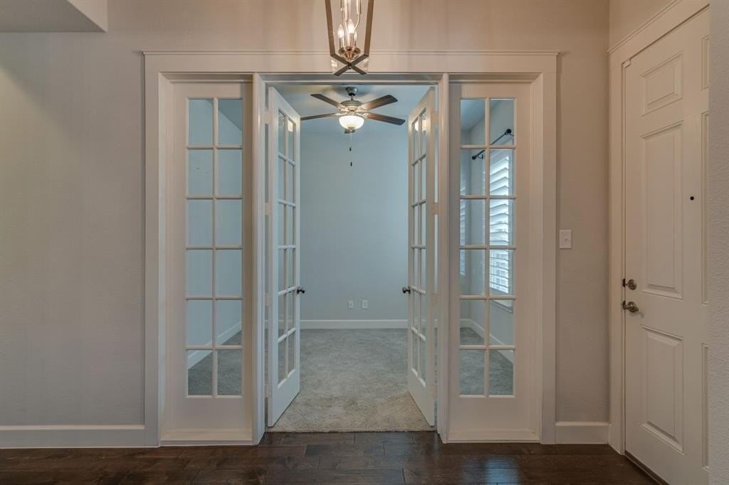 8736 Madrid St - Photo 7 of 39