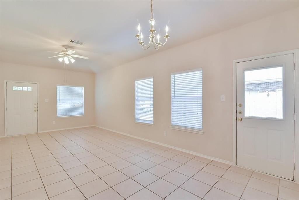 1316 Melanie Trl - Photo 4 of 15