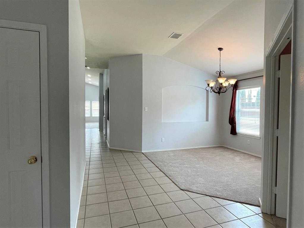 5325 Comanche Wells Dr - Photo 2 of 15