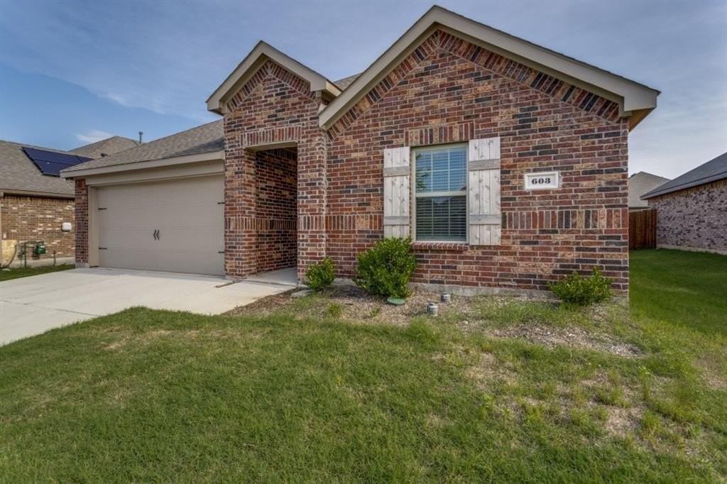 603 Calm Springs Dr - Photo 3 of 25