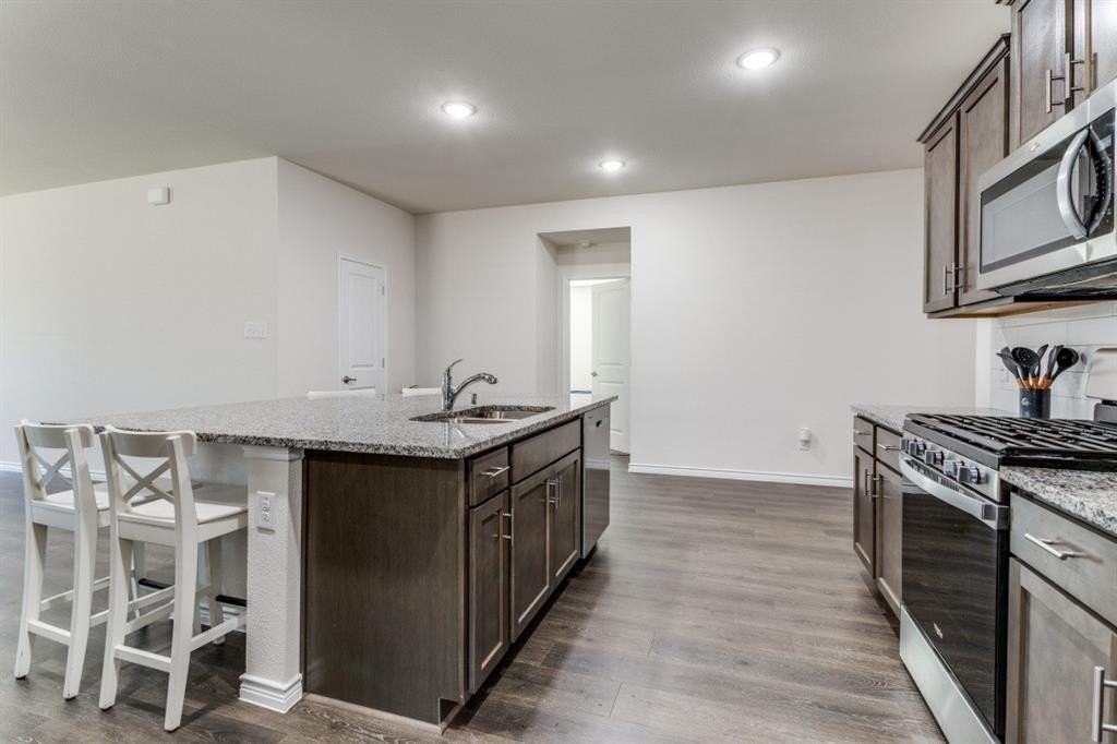 603 Calm Springs Dr - Photo 6 of 25