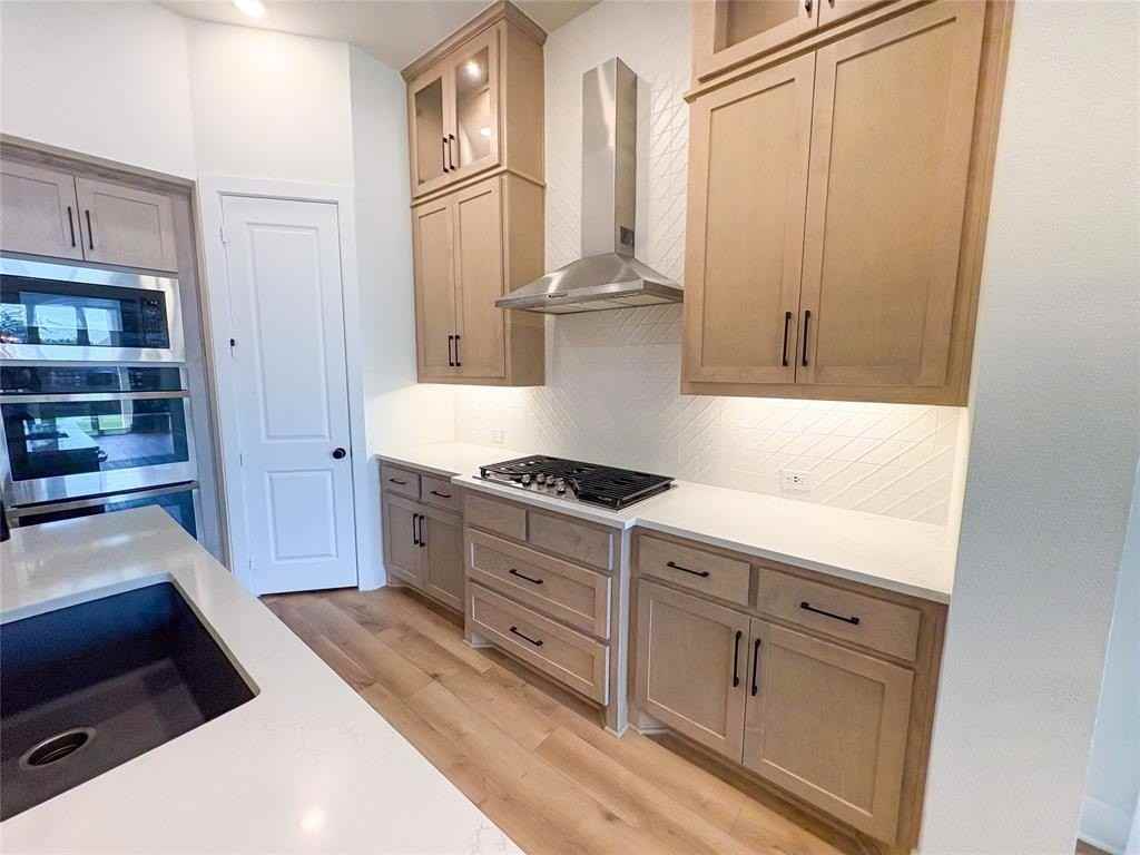 4211 Walnut Grove Ln - Photo 4 of 32