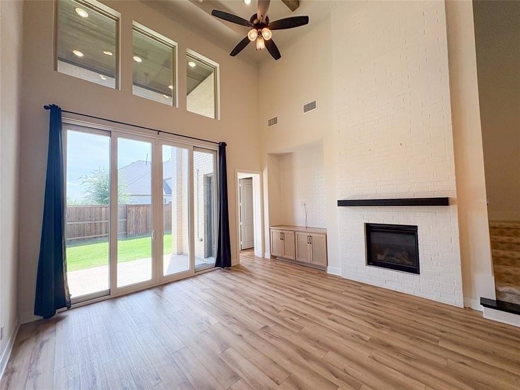 4211 Walnut Grove Ln - Photo 7 of 32