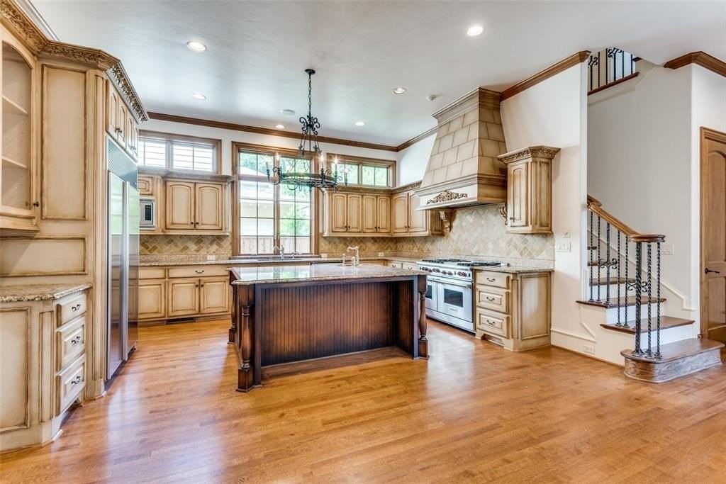 4124 Purdue Ave - Photo 3 of 24