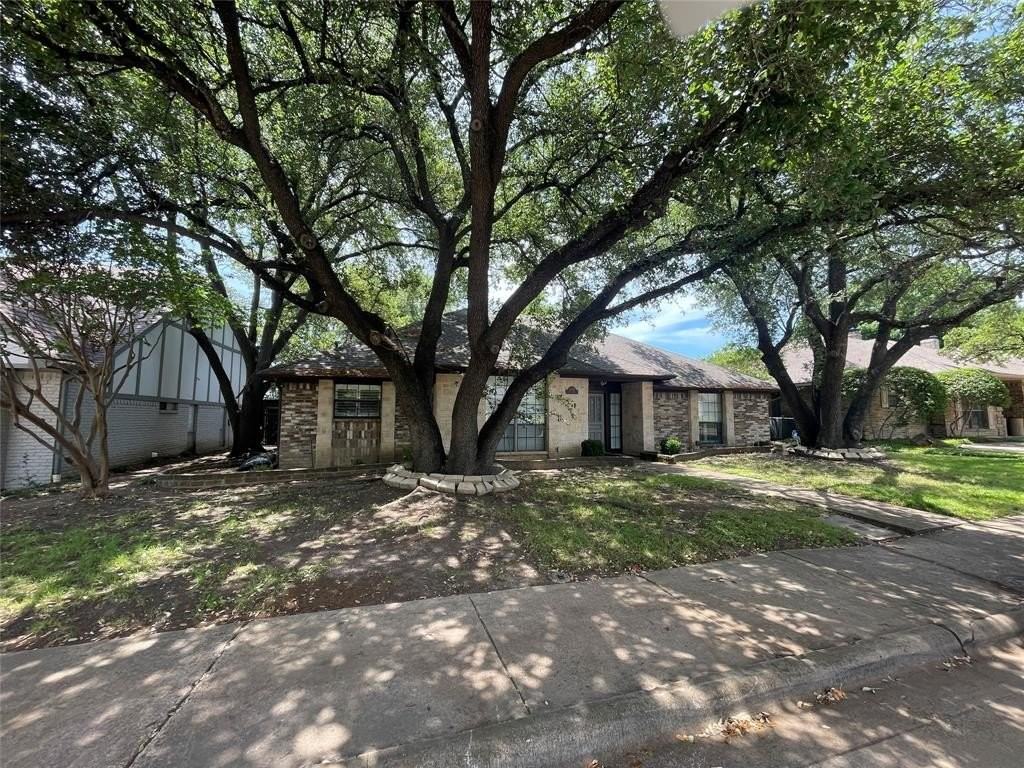 6304 La Cosa Dr - Photo 2 of 20