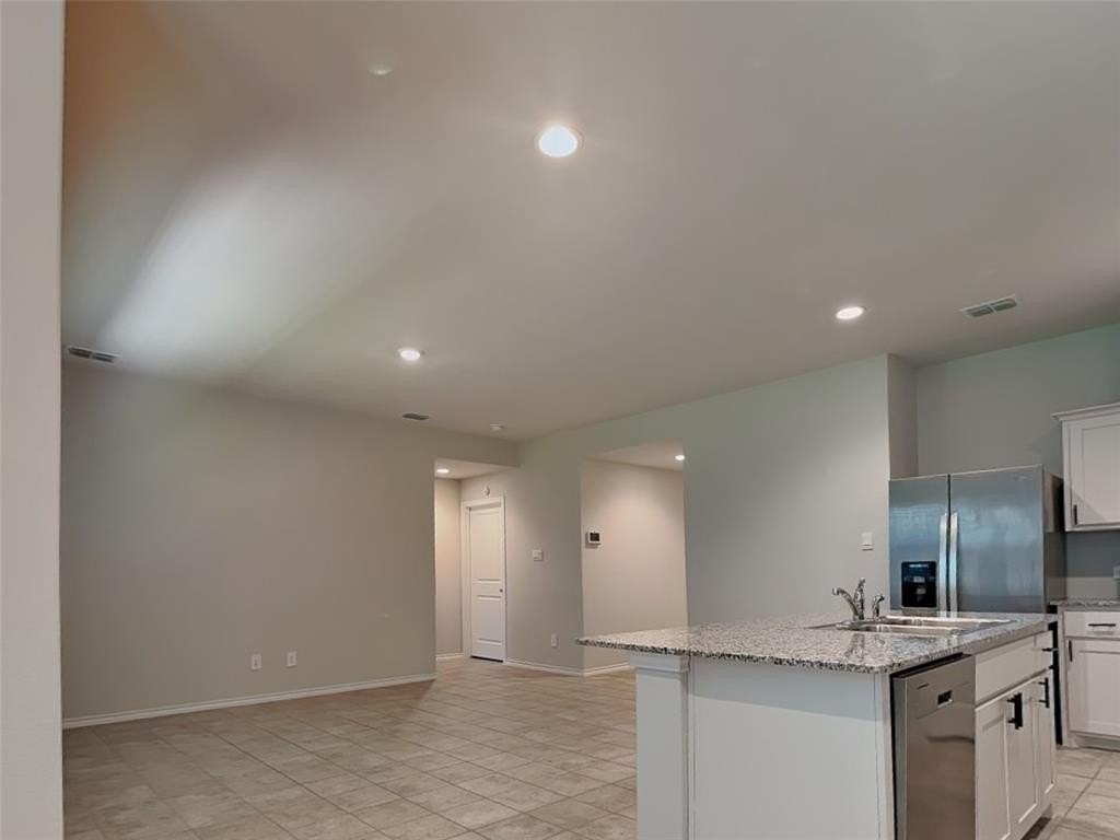 4148 Crooked Bend Dr - Photo 3 of 19