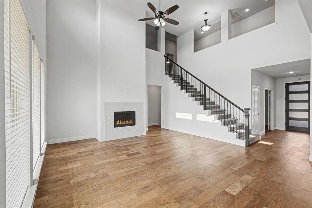 1080 Canuela Way - Photo 3 of 40
