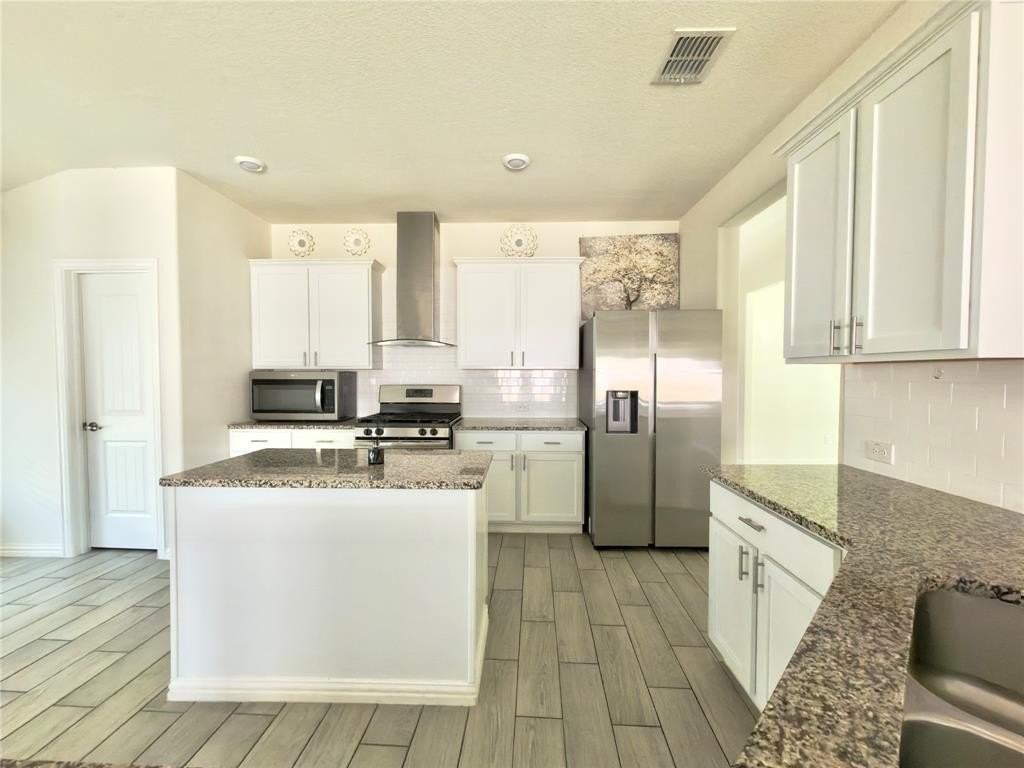 9106 Fieldview Ct - Photo 7 of 22