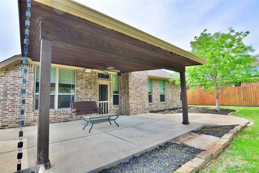 1 Leighton Ct - Photo 6 of 25