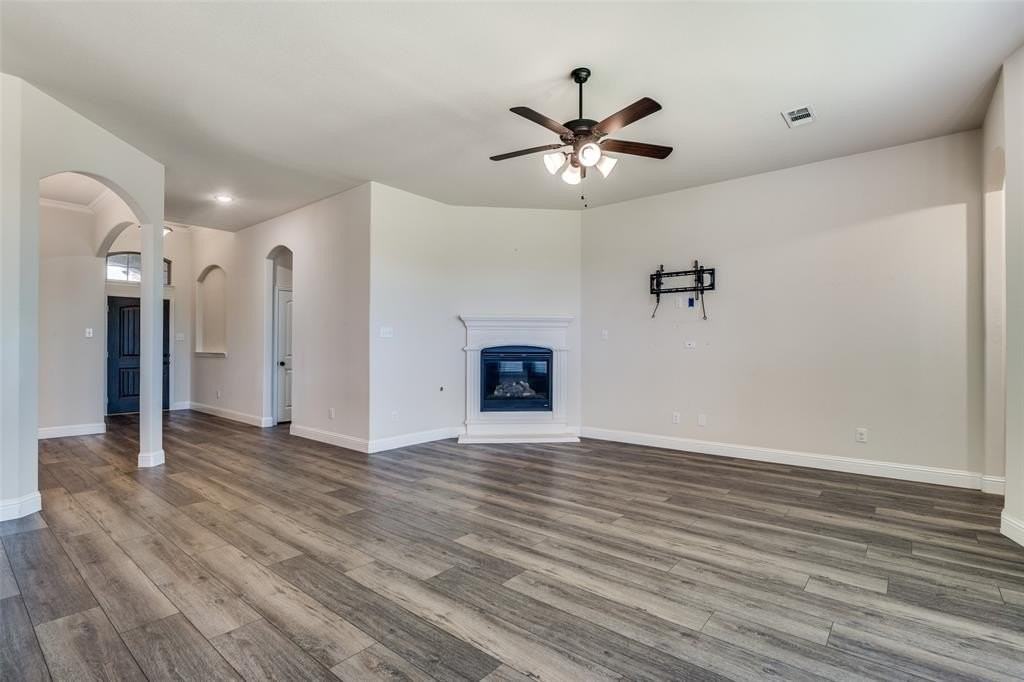 236 Pennridge Dr - Photo 3 of 12
