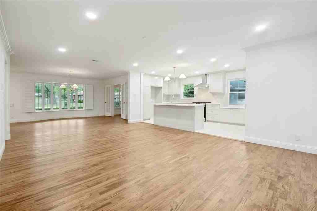 705 Tarryall Dr - Photo 5 of 25