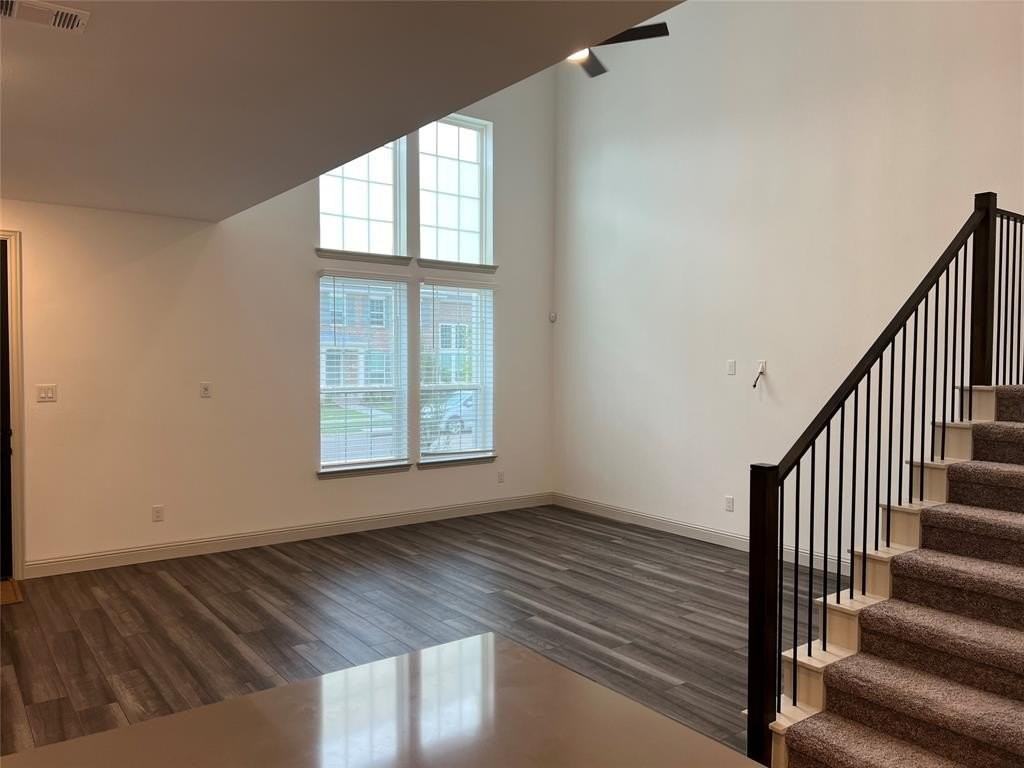 12829 Teton St - Photo 3 of 23