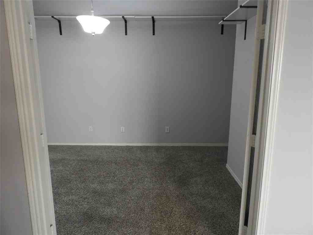 9132 Harrisburg Ln - Photo 3 of 13