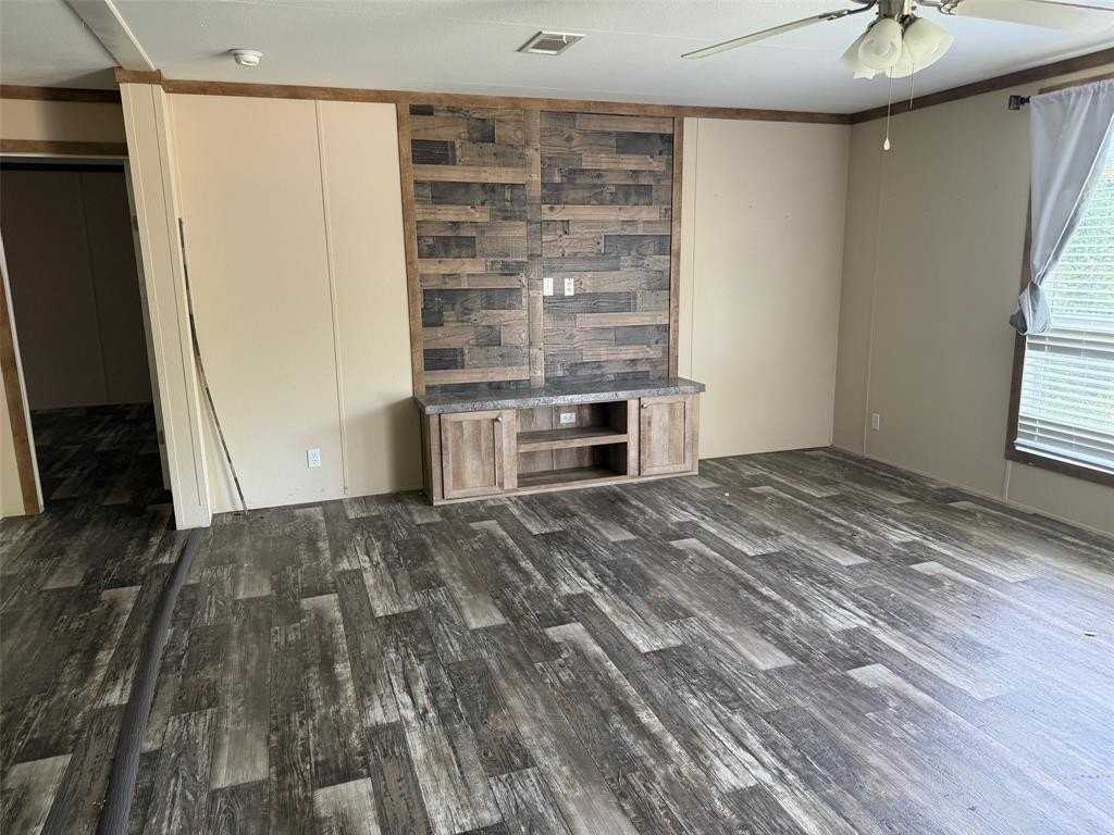 5609 Arkansas Trl - Photo 3 of 19