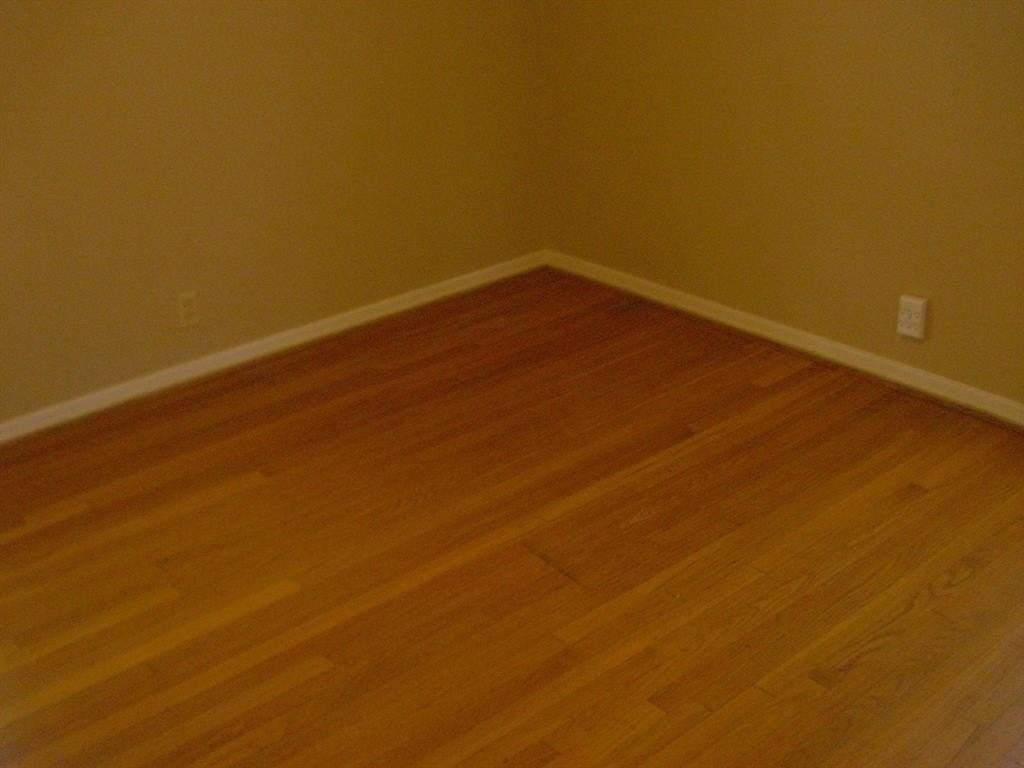 1704 Cordell St - Photo 7 of 9