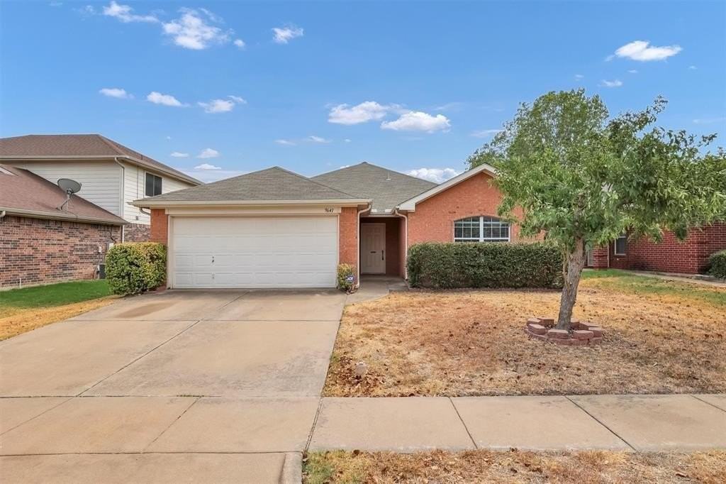 9641 Olivia Dr - Photo 2 of 29
